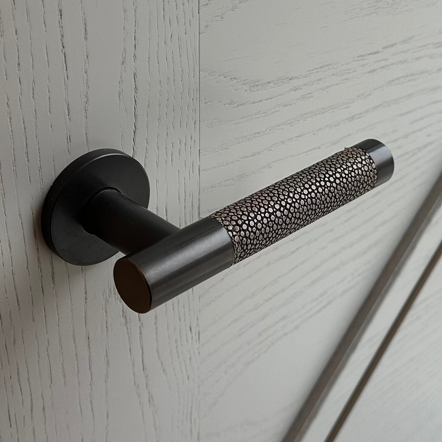 The Luxury of Texture: Elevating Interiors with Leather & Fabric Handles